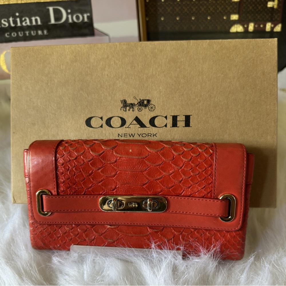Coach Croc Embossed Swagger Wallet Coral